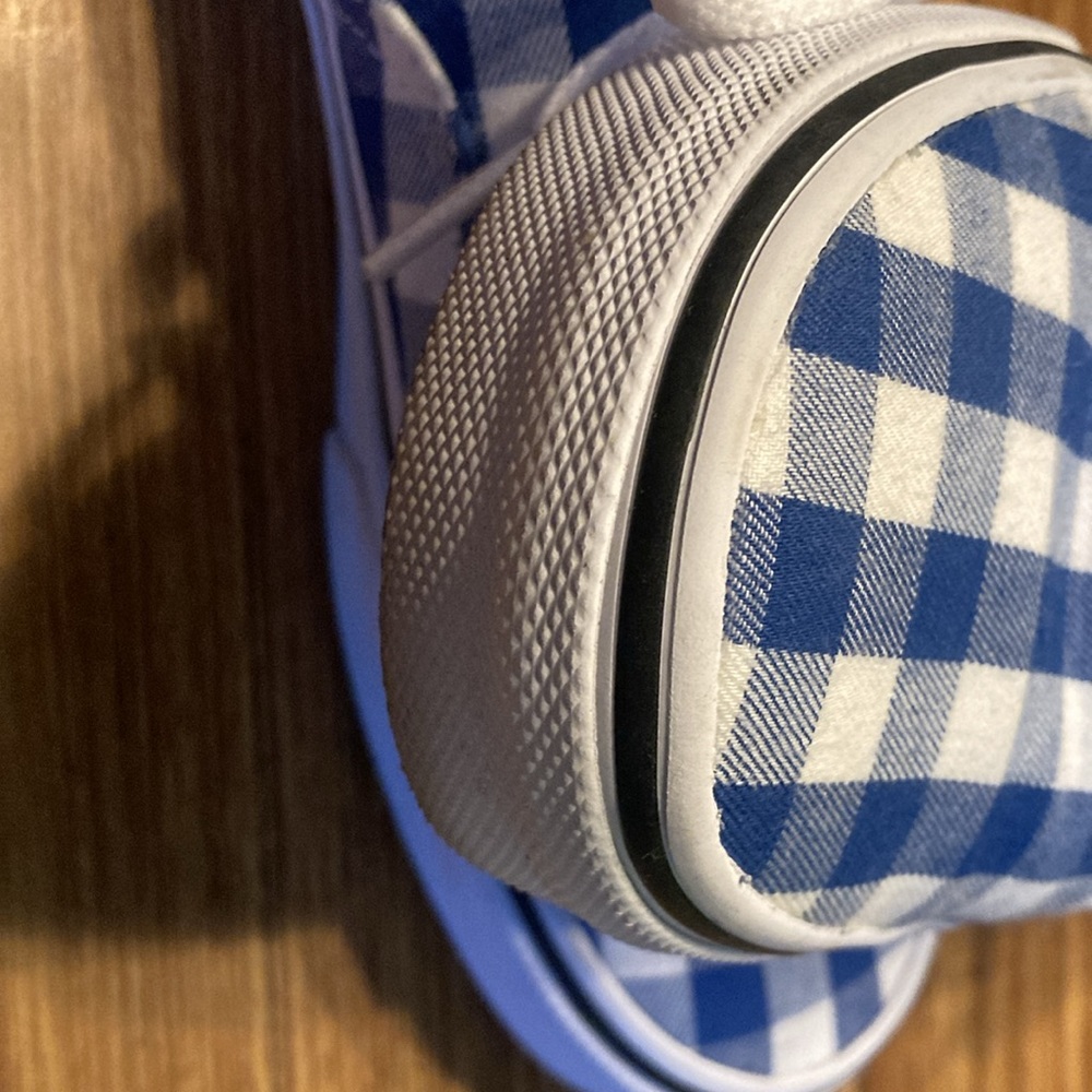 Vans - Picture 6 of 6